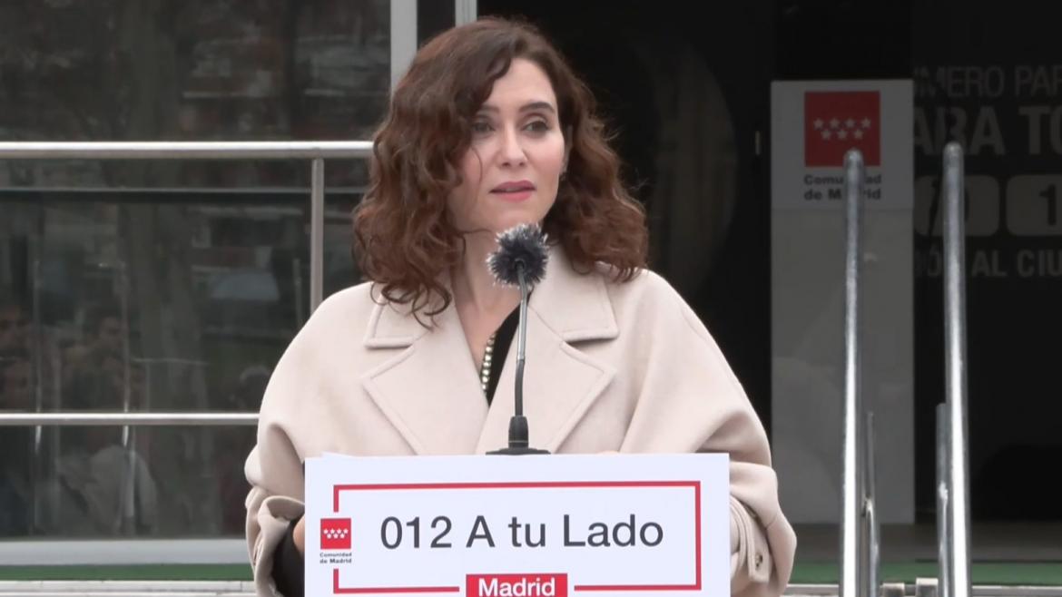 Díaz Ayuso presenta el servicio 012 A tu lado: un teléfono de atención 24 horas para quienes sufren soledad no deseada