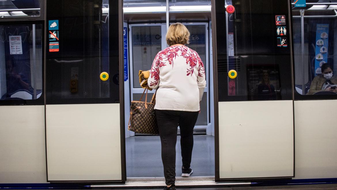 La Comunidad de Madrid aprueba 1.000 millones de euros para garantizar el servicio público de Metro y la Empresa Municipal de Transportes