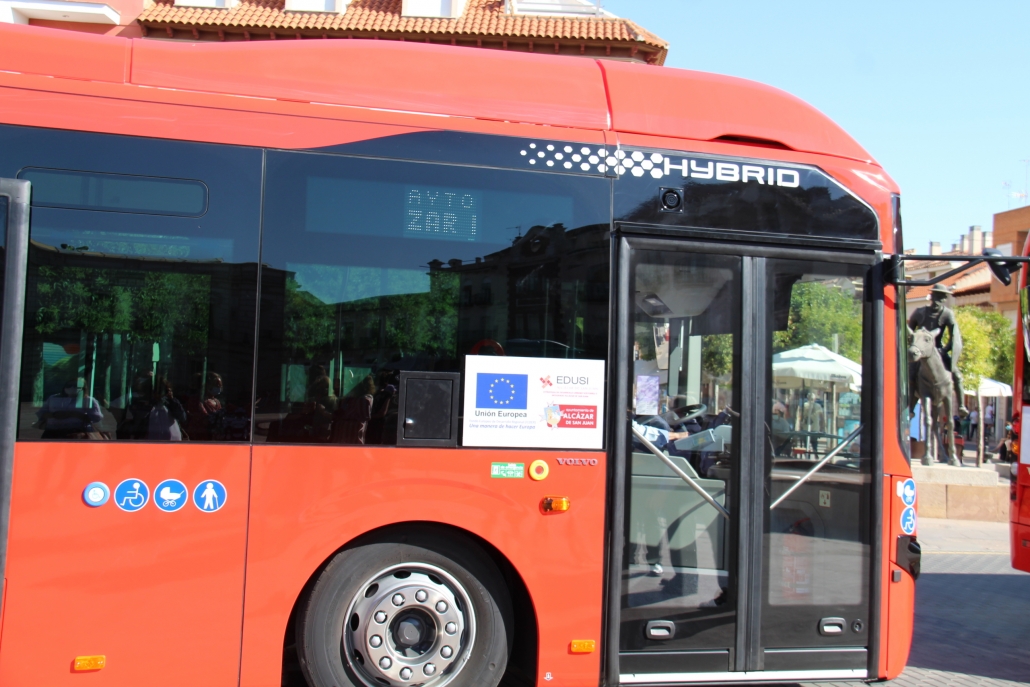 El número de viajeros del transporte público en Alcázar sube un 35% respecto a 2021