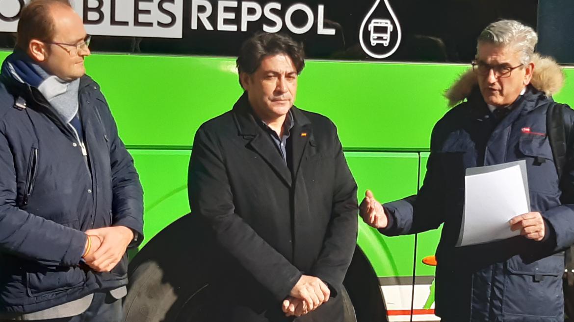La Comunidad de Madrid presenta un proyecto de combustibles 100% renovables a partir de residuos para autobuses interurbanos
