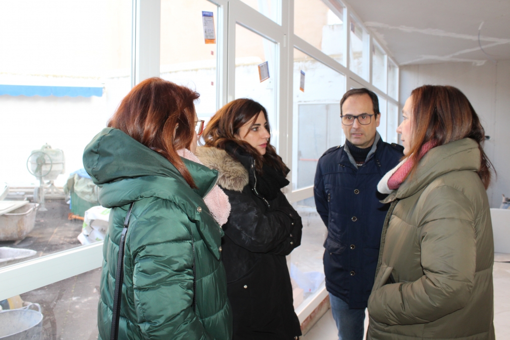 La alcaldesa visita las obras del nuevo Centro de Atención Temprana