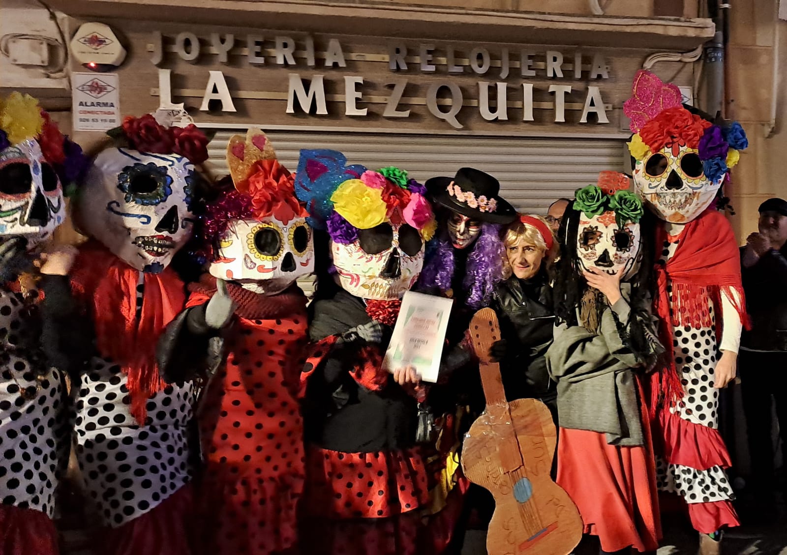 El Concurso de la Mesa Camilla Carnavalera triunfa en Quintanar de la Orden