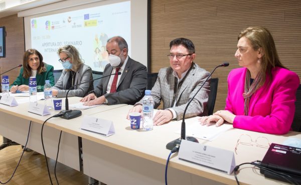 El Gobierno municipal participa en la inauguración del seminario internacional ‘Educando en Sexualidad a lo largo de la vida’ - Ayuntamiento de Toledo