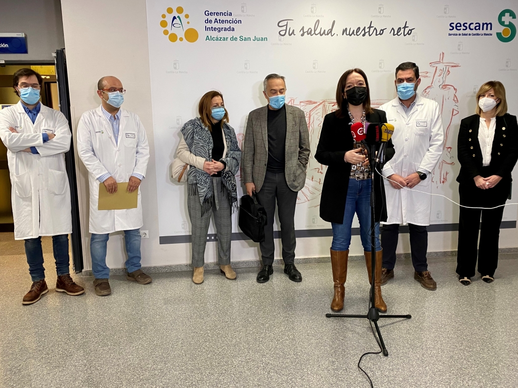 El psiquiatra alcazareño Luis Caballero Martínez imparte una sesión magistral en el Hospital Mancha Centro