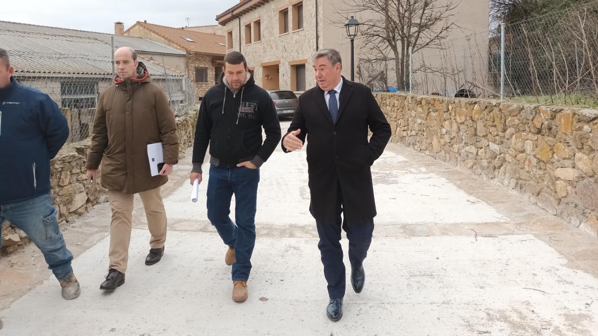 La Comunidad de Madrid finaliza la pavimentación del casco urbano de Gascones con una inversión PIR de 106.000 euros