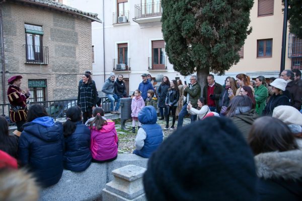 Milagros Tolón asiste a las leyendas teatralizadas y al ‘Festival del Son. Música para enamorar’ ofrecidas a través de ‘Toledo Enamora’ - Ayuntamiento de Toledo