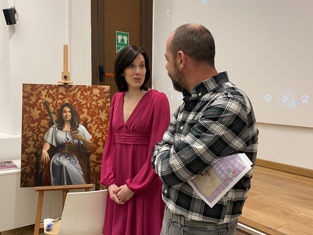 Belén López Jiménez homenajea a las mujeres manchegas con su exposición en el Museo Formma