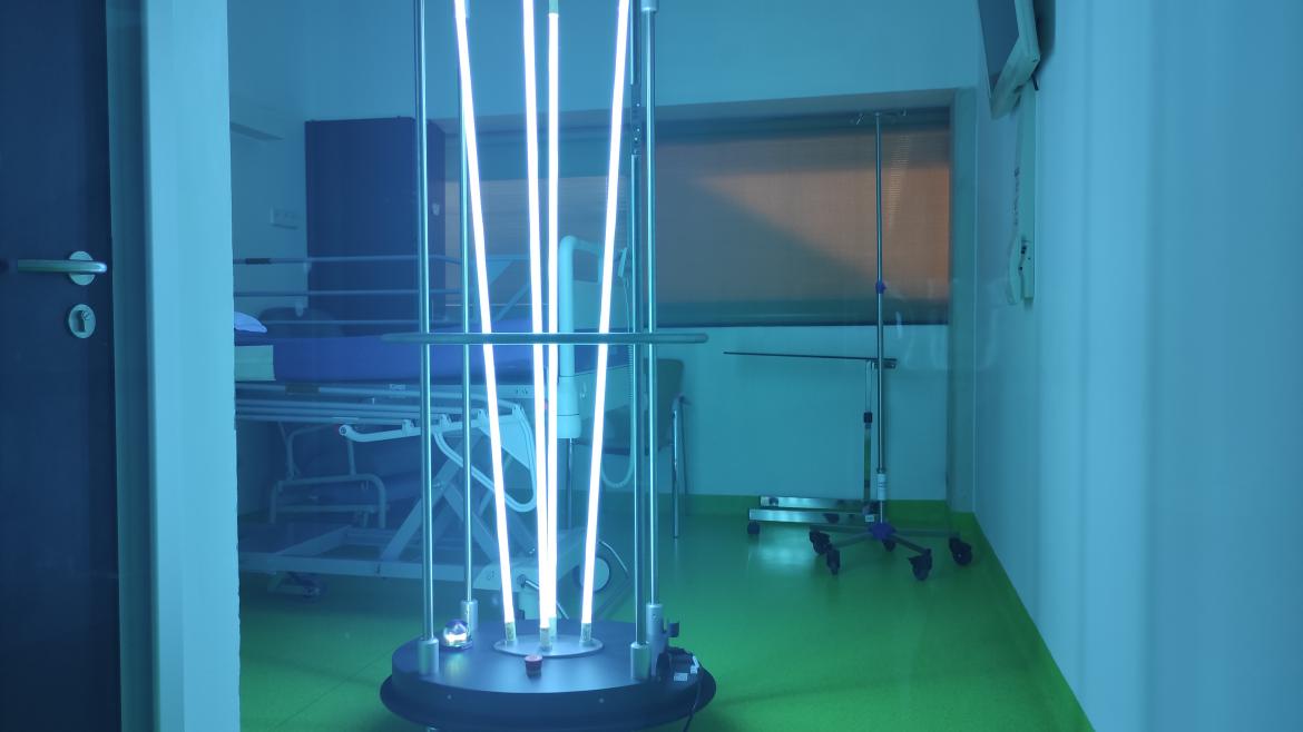 El Hospital Universitario de Fuenlabrada amplía sus dispositivos de limpieza y desinfección de superficies