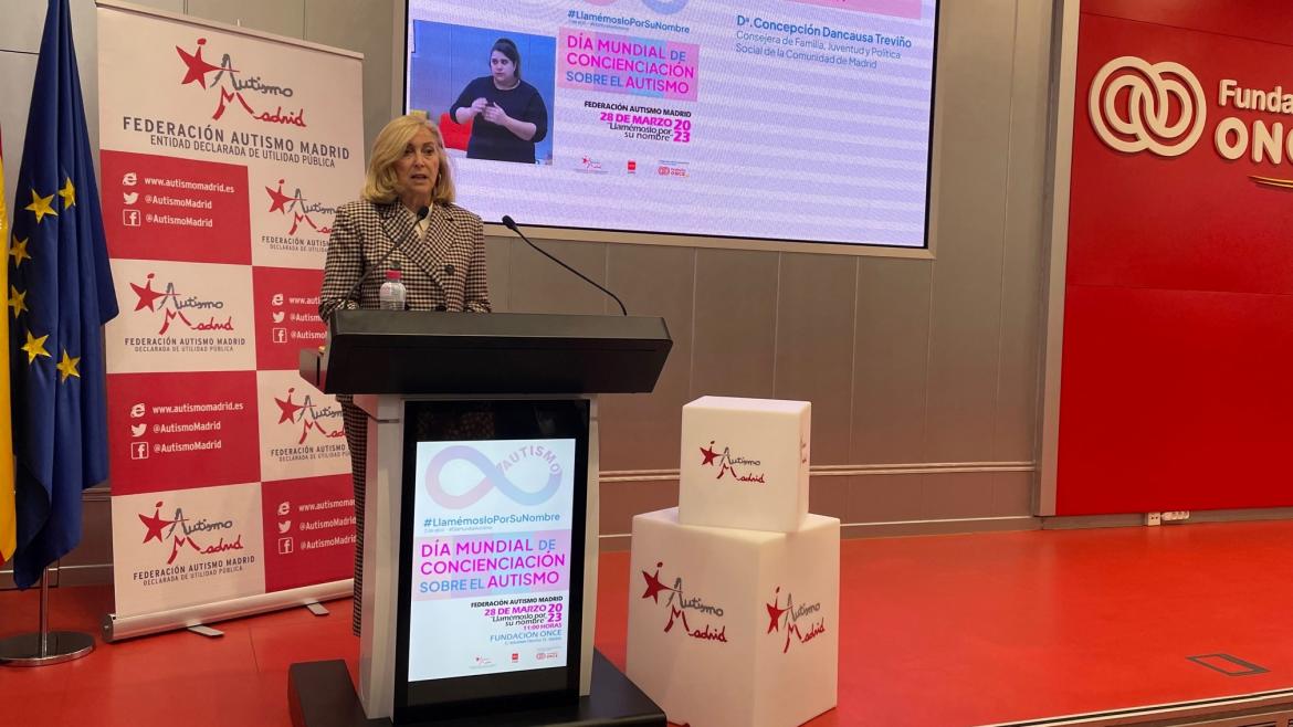 La Comunidad de Madrid recibe el Reconocimiento Autismo 2023 por su labor en favor de las personas con TEA