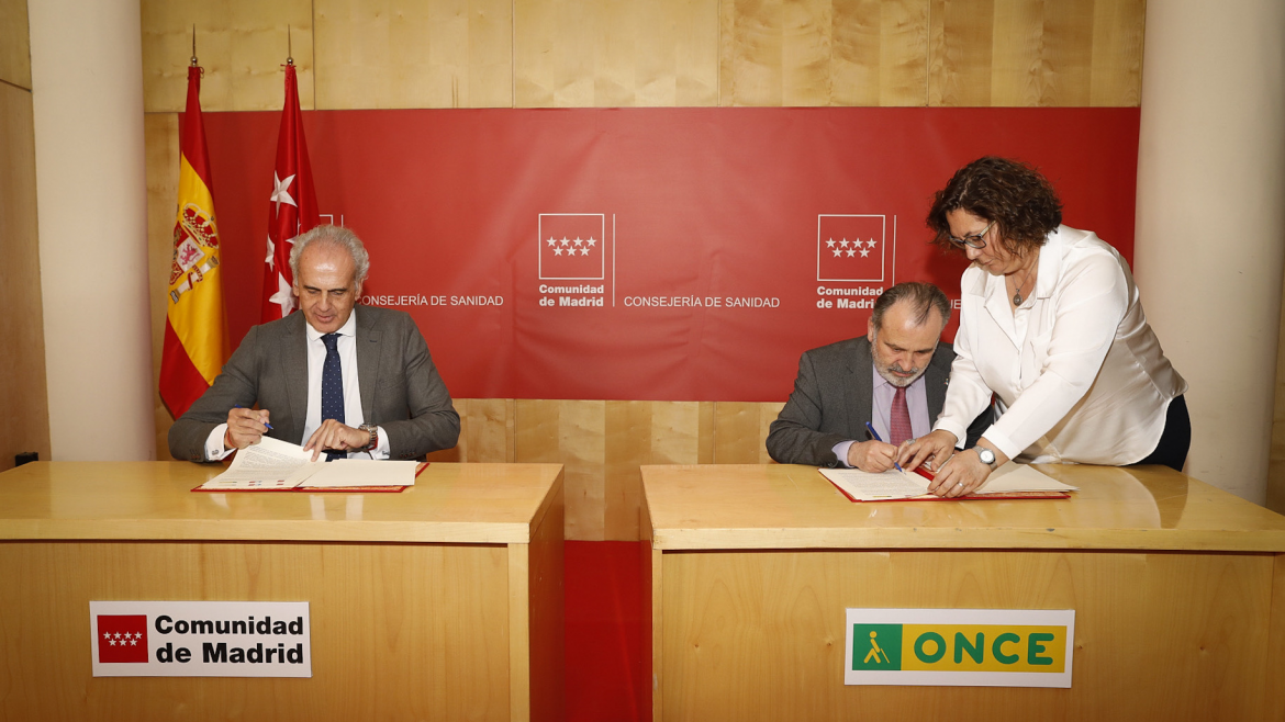 La Comunidad facilita la integración y accesibilidad a las personas ciegas o con deficiencia visual grave en el Servicio Madrileño de Salud