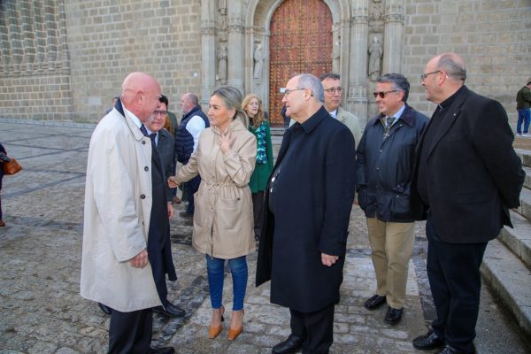La alcaldesa destaca la apuesta municipal por ampliar el catálogo de obras de arte contemporáneas para engrandecer el patrimonio toledano - Ayuntamiento de Toledo