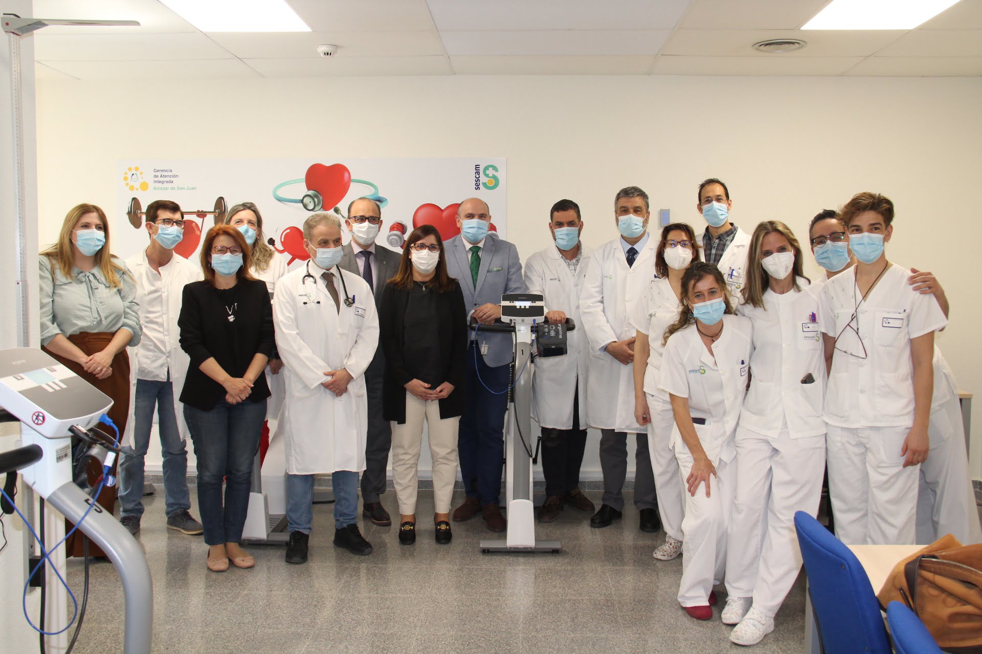 La directora gerente del SESCAM inaugura las nuevas instalaciones de rehabilitación cardíaca del Hospital Mancha Centro