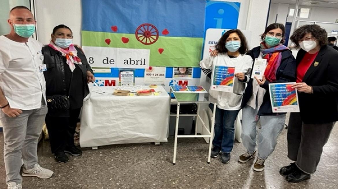 El Centro de Salud Quince de Mayo da a conocer el Servicio de Mediación en Salud Pública con la comunidad gitana