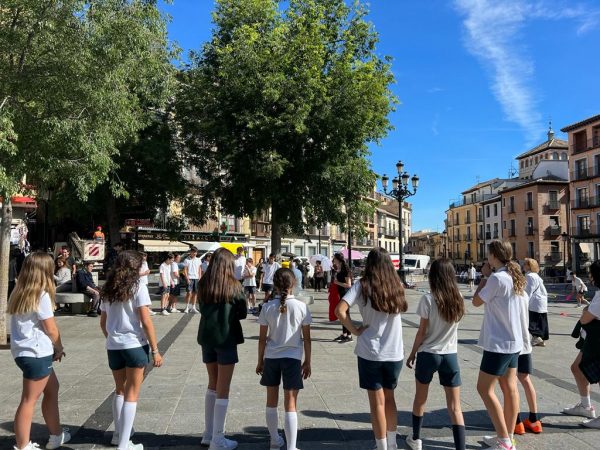El Colegio San Patricio celebra, con apoyo municipal, el Día de la Educación Física en la Calle para visibilizar sus beneficios - Ayuntamiento de Toledo