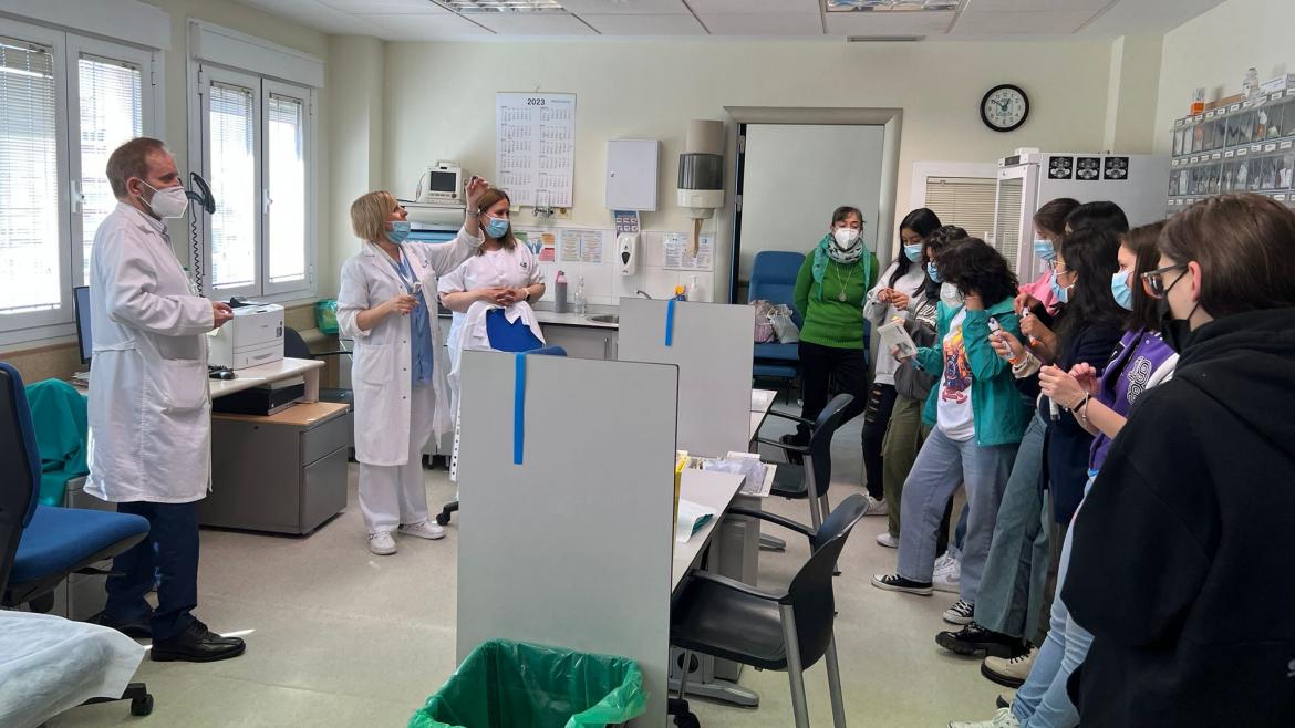 El Hospital Universitario Cruz Roja celebra las III Jornadas '4º ESO+Empresa'