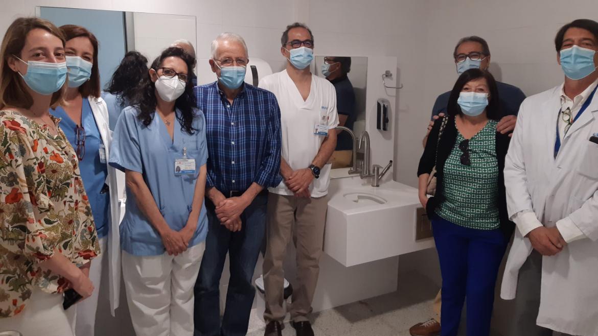 El Hospital del Henares instala un baño para personas ostomizadas