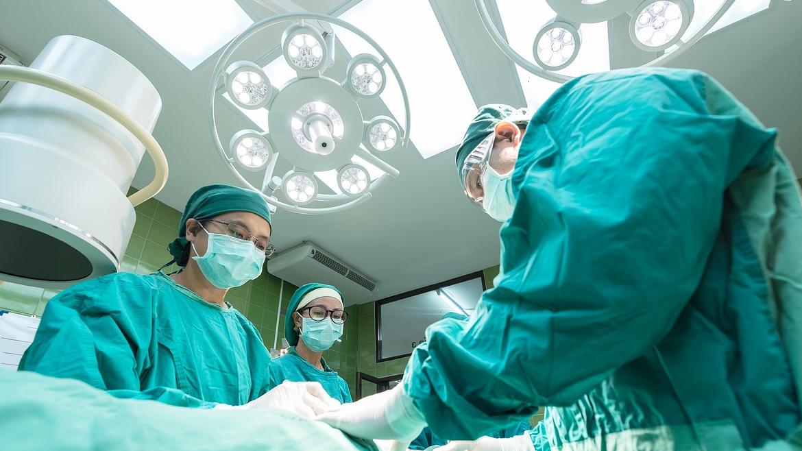 El Hospital Universitario de Fuenlabrada acoge el IX Curso de inmersión en cirugía bariátrica