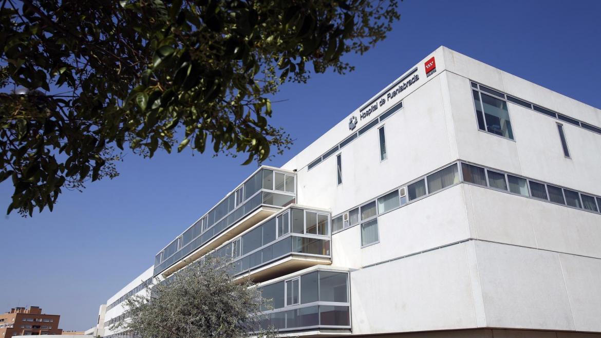 El Hospital Universitario de Fuenlabrada, reconocido por la atención a pacientes con cáncer digestivo tras superar la enfermedad