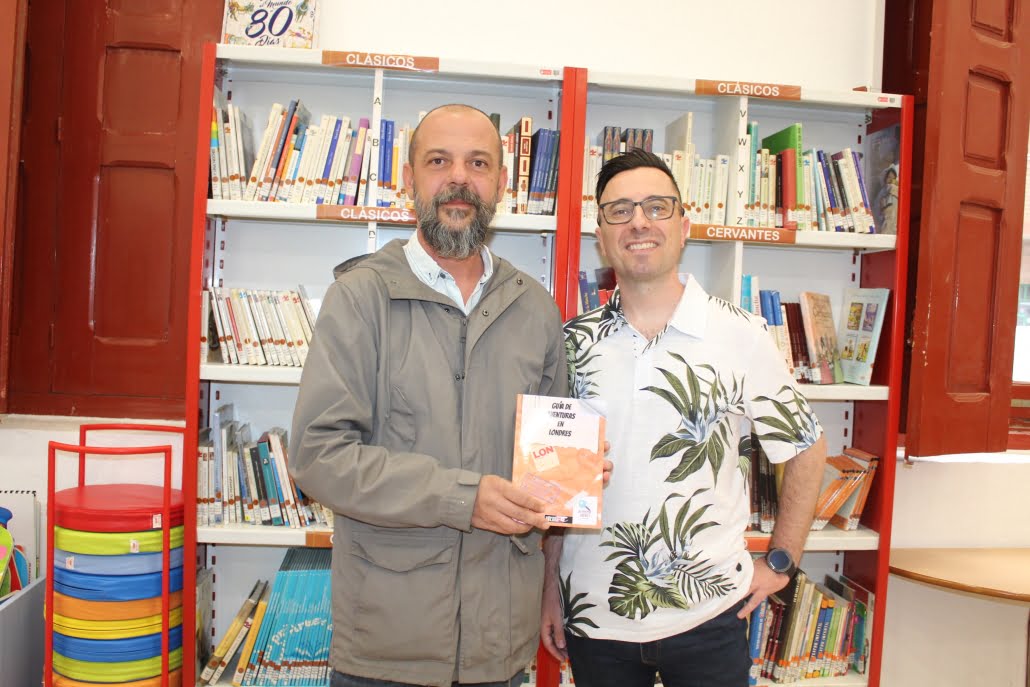 José Ignacio Castellanos presenta la 'Guía de Aventuras en Londres', una propuesta innovadora para entretener a los más pequeños en sus viajes