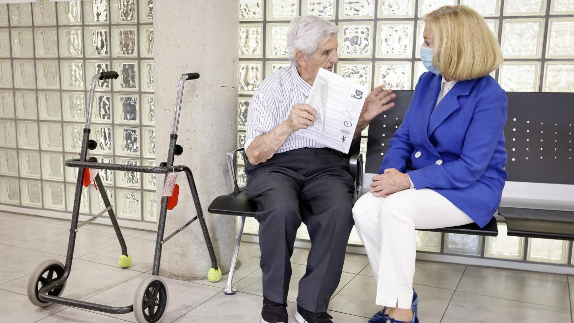 La Comunidad de Madrid favorece la estimulación cognitiva de los mayores con actividades en sus residencias públicas