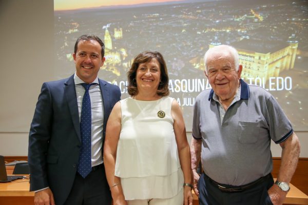 Ayuntamiento de Toledo Velázquez impulsará la declaración de la artesanía del damasquinado como Patrimonio Cultural Inmaterial de la Humanidad
