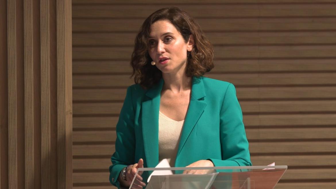 Díaz Ayuso: “Vivimos una degradación institucional sin precedentes que compromete la democracia, la libertad y el Estado de Derecho”