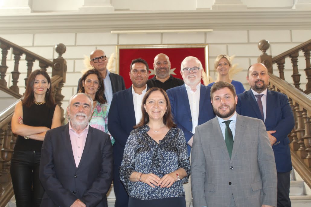 La alcaldesa se reúne con el director general de la Autoridad Portuaria de Valencia: un paso más hacia la realidad de la Plataforma Logística Intermodal