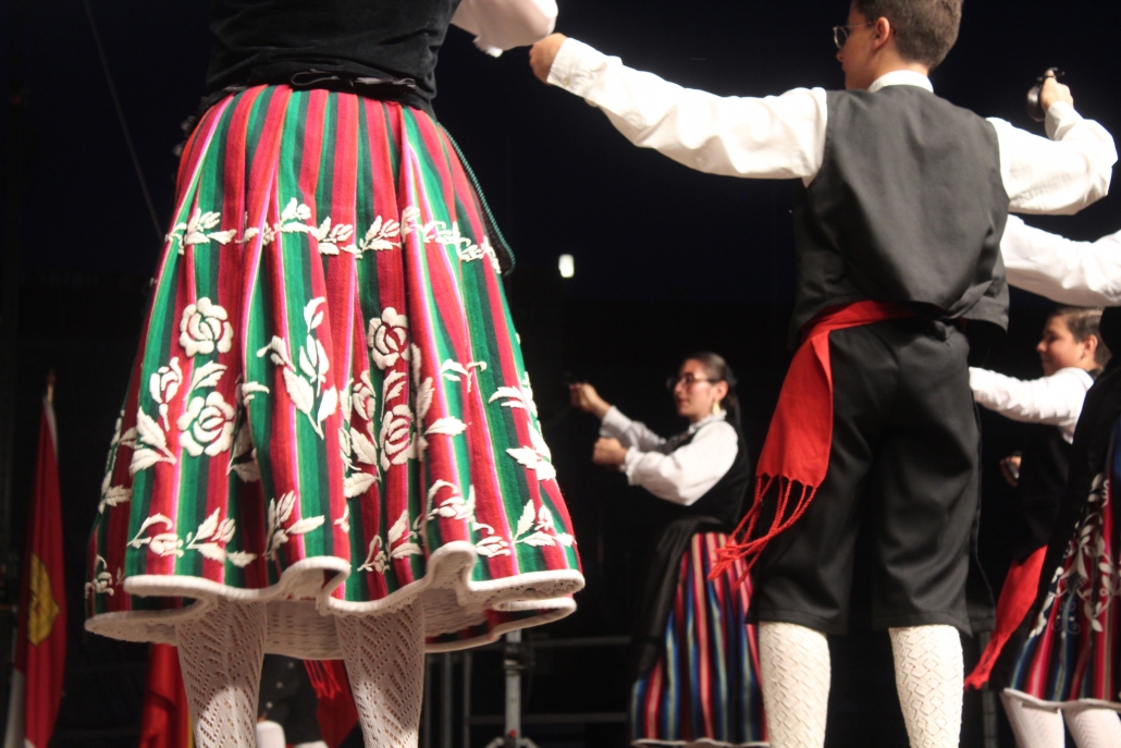 Encuentro inolvidable de culturas y tradiciones en el LIX Festival de Folklore