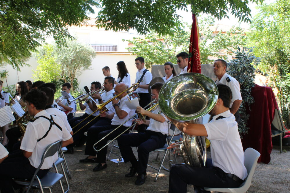 La Banda Sinfónica Municipal ofrece un concierto en la Residencia Ntra. Sra. Del Rosario de Quintanar
