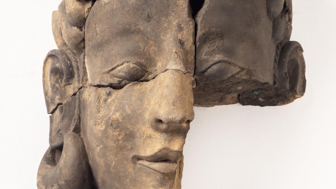 La Comunidad de Madrid incorpora cinco nuevas esculturas de rostros humanos en piedra a la exposición Los últimos días de Tarteso