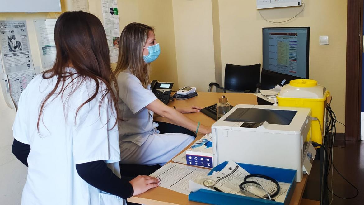 Más de 2.800 profesionales de los centros de Atención Primaria de la Comunidad de Madrid han participado en la formación de cerca de 4.800 estudiantes