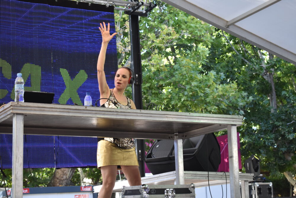 El festival Efectiviwonder hace vibrar la Plaza de las Palomas