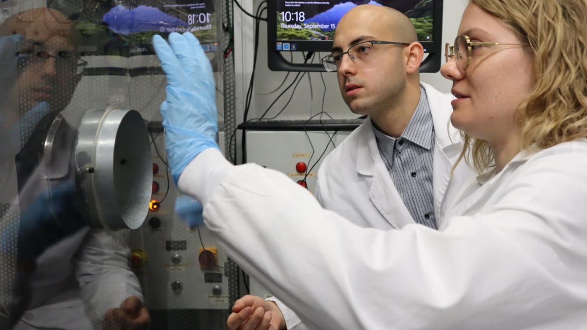 La Comunidad de Madrid trabaja en la producción sostenible de bioplásticos a partir de residuos vegetales urbanos