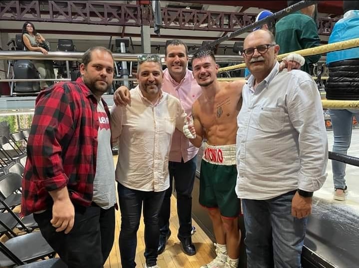 Antonio Collado consigue la duodécima victoria tras KO y sigue invicto