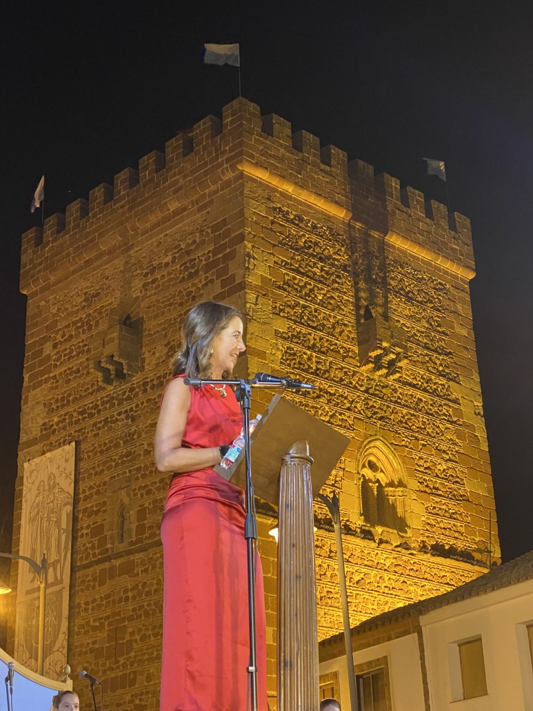 Esperanza Santos se convierte en la pregonera de las Fiestas Patronales en honor a la Virgen del Rosario