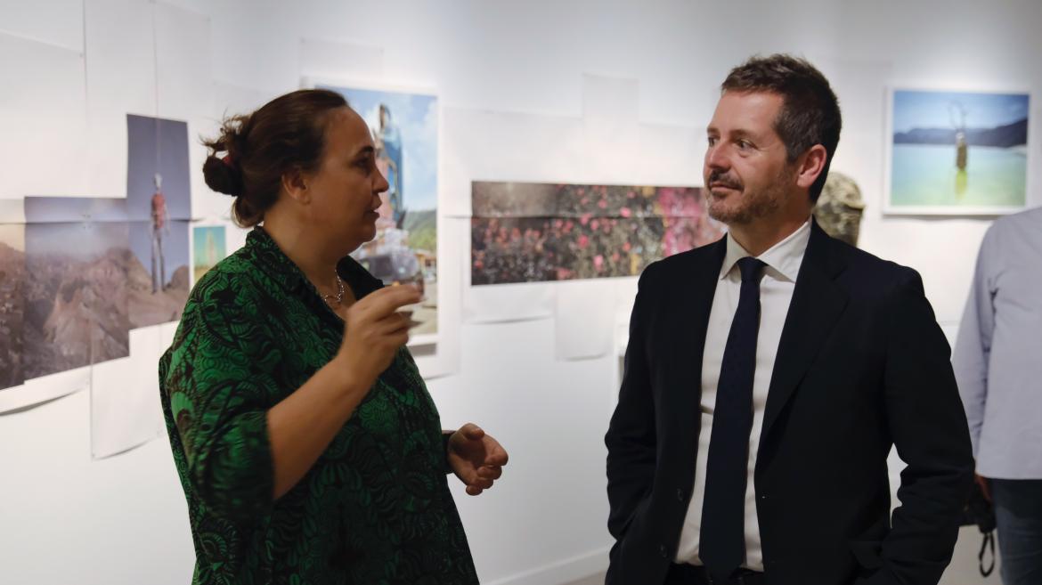 La Comunidad de Madrid dedica una exposición a la fotoperiodista Cristina de Middel con el foco en guerras y migraciones