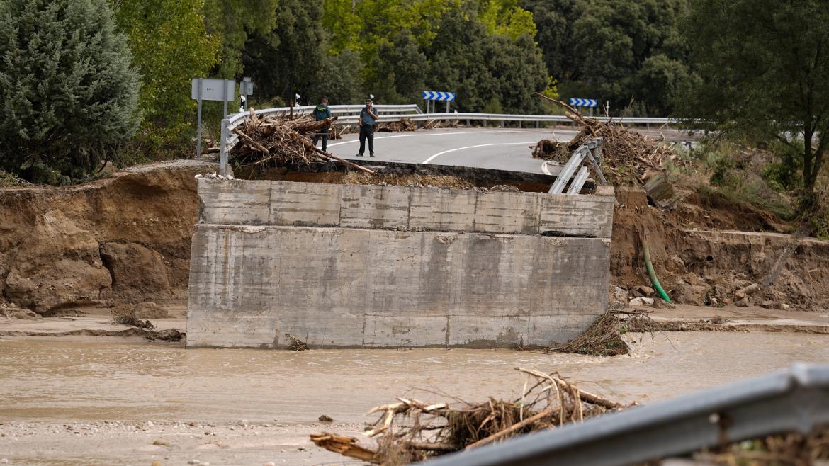 La Comunidad de Madrid invierte para construir dos puentes y restablecer los accesos a Aldea del Fresno afectados por la DANA