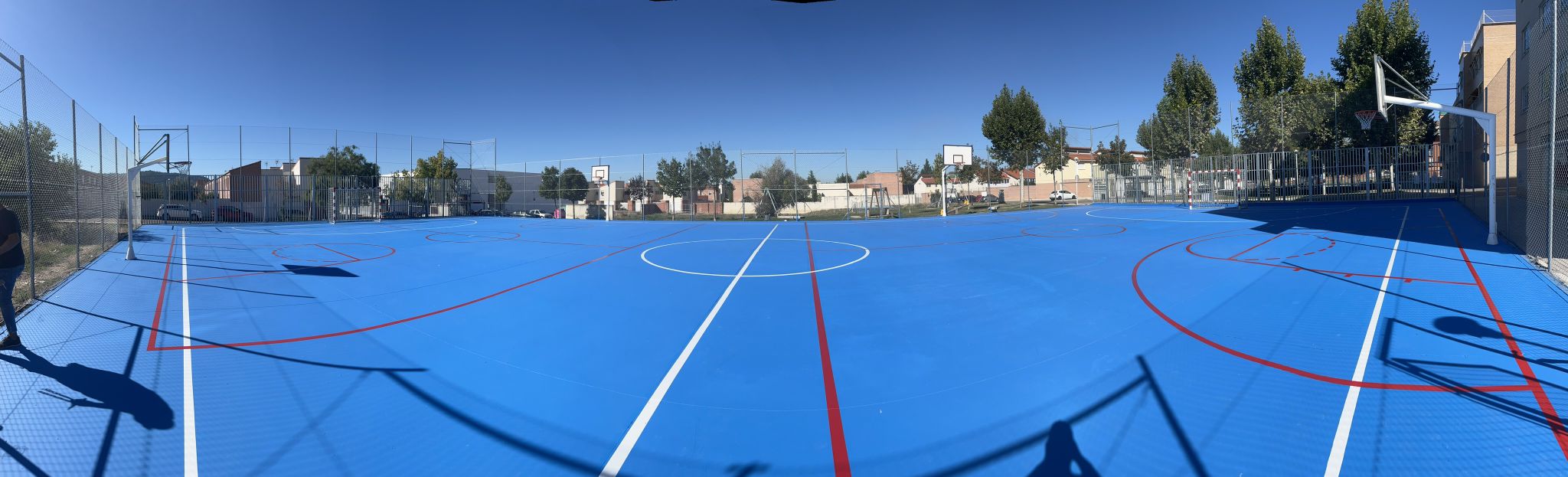 Renovación de la pista «Juan de Vivero»