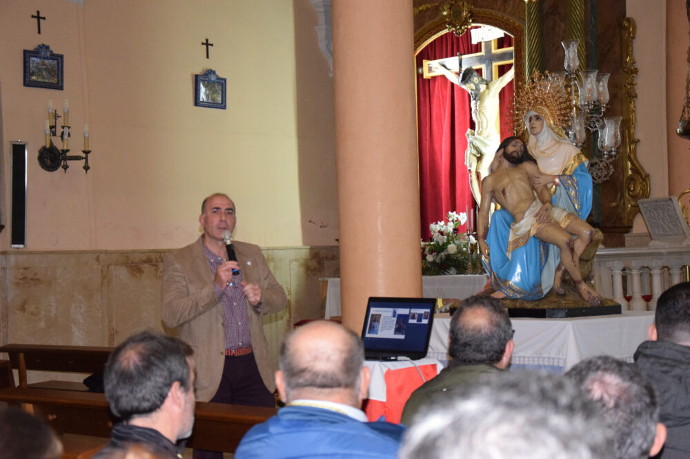 "De Angustia Plena" hace un recorrido por la historia artística de la Virgen de las Angustias