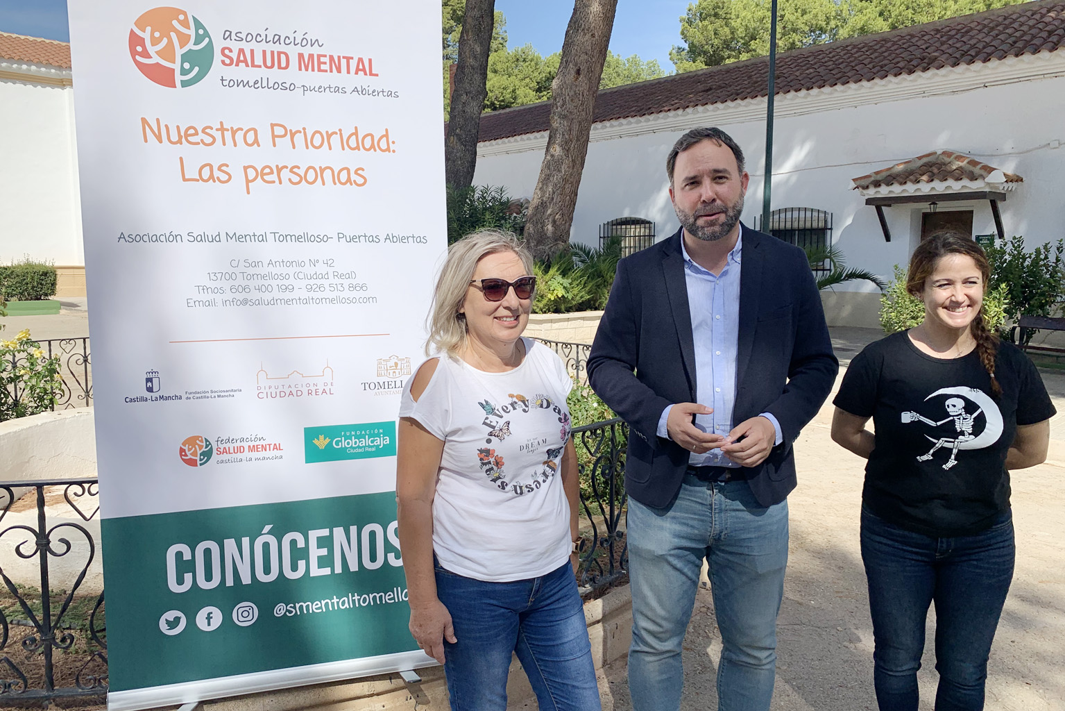El alcalde acompaña a Puertas Abiertas en el primero de sus actos de celebración del Día Mundial de la Salud Mental