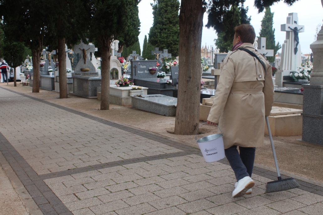 Todo listo en el Cementerio para recibir el Día de Todos los Santos