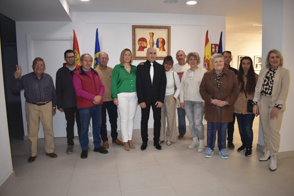 Ya se puede visitar la exposición de Laura Catalina Dragomir y Mircea Bochis "Letter Poems"
