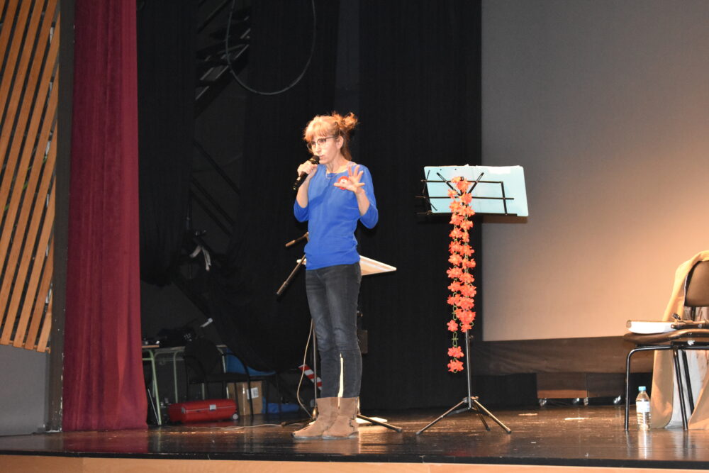 Charla para concienciar acerca del uso de las redes sociales en la juventud