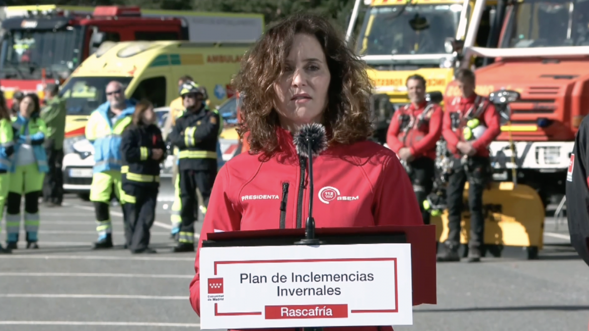Díaz Ayuso presenta el Plan de Inclemencias Invernales con casi 6.000 efectivos, 767 vehículos y nuevas estaciones meteorológicas y cámaras de vigilancia