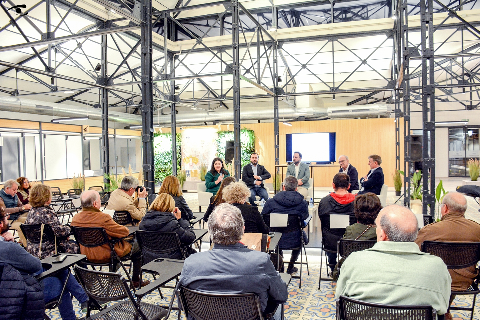 El Mercado de Abastos acoge la presentación de dos libros sobre El Obrero de Tomelloso y la prensa local