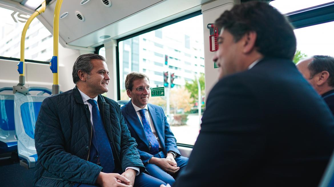 La Comunidad de Madrid estrena el recorrido ampliado del bus rápido cero emisiones entre Valdebebas y Sanchinarro