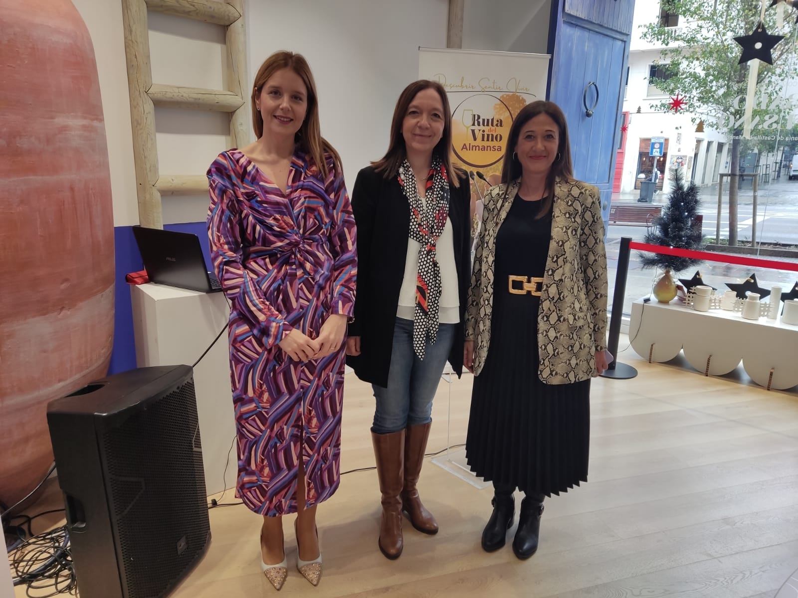 Rosa Melchor presenta la nueva Ruta del Vino de Almansa en calidad de presidenta de ACEVIN