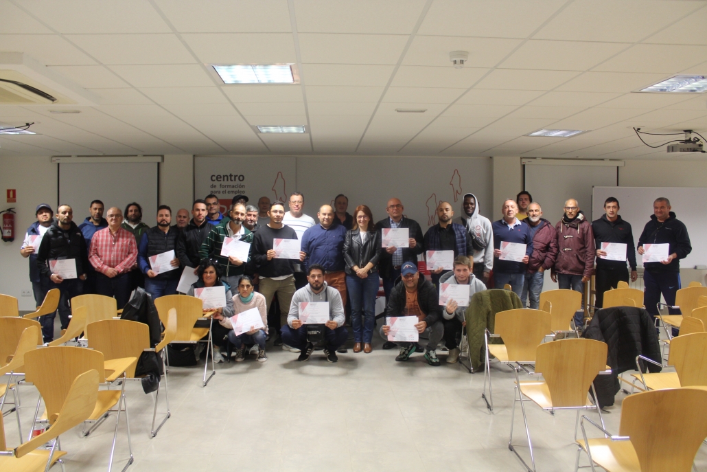 Un total de 65 alumnos reciben los diplomas por superar la Formación de Prevención de Riesgos Laborales