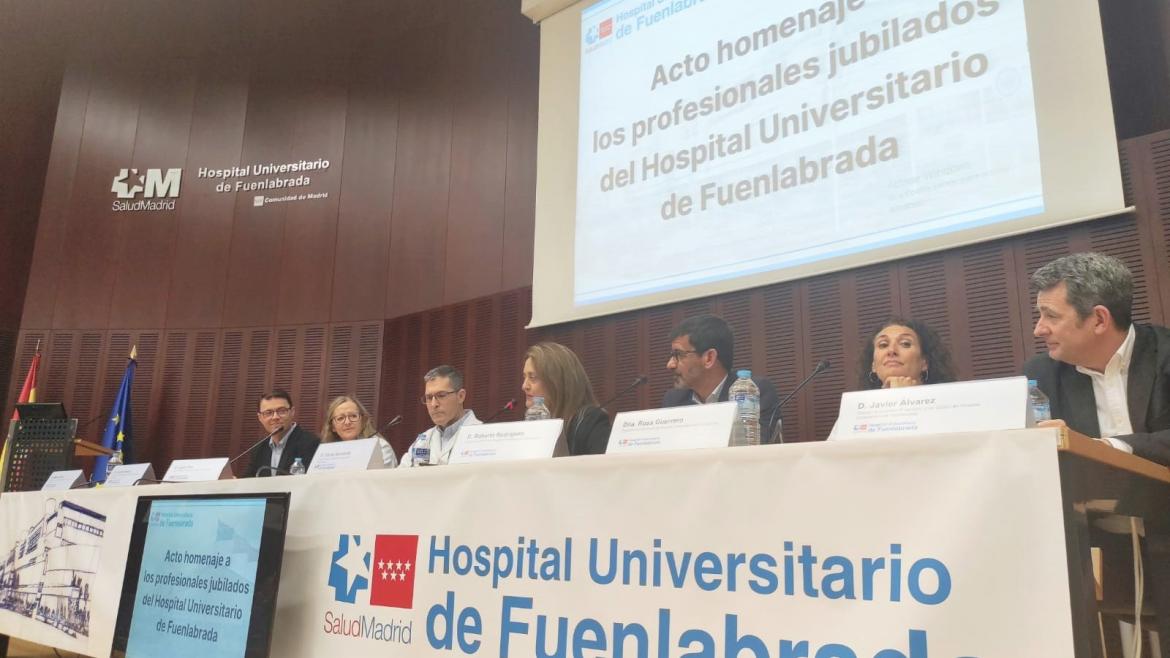 El Hospital Universitario de Fuenlabrada celebra un acto para los profesionales jubilados