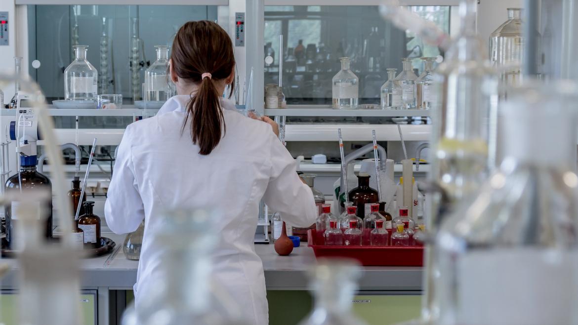 La Comunidad de Madrid aprueba 20,8 millones en las ayudas César Nombela para atraer el talento investigador